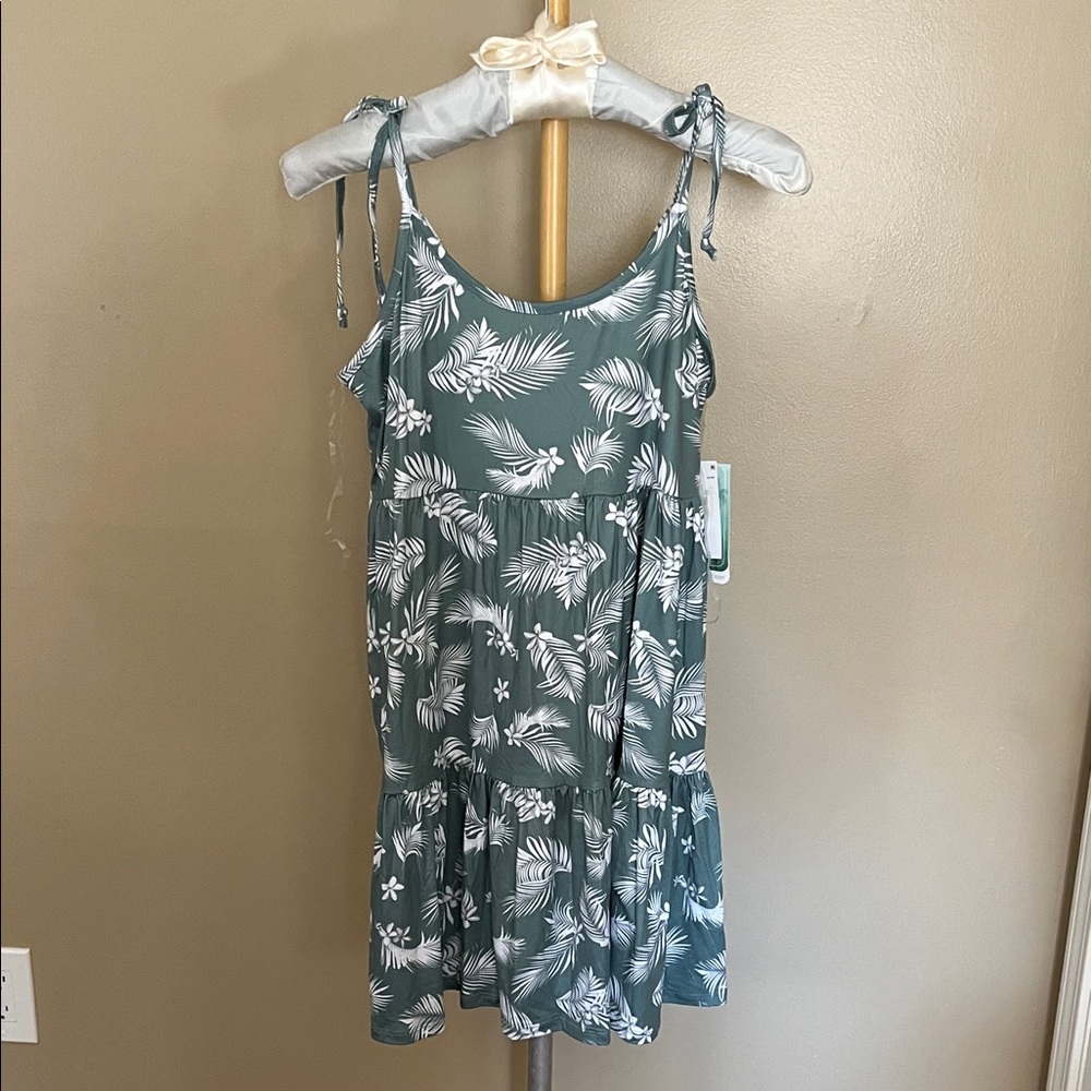 Leaf Patterned Green Mini Dress
